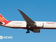 Um ano depois, seis questões ainda assombram a investigação do acidente da Air India