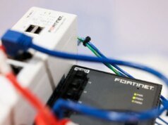 Os cibercriminosos supostamente hackearam dezenas de milhares de firewalls Fortinet usados por grandes empresas em todo o mundo