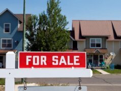Centenas de cidades dos EUA agora têm casas iniciais que custam US$ 1 milhão