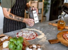 Estes 8 erros no forno de pizza estão sabotando suas tortas caseiras