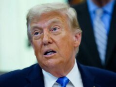 Empresa ligada a Trump está fazendo foyer por perdões e seu primeiro cliente já pagou US$ 500 mil