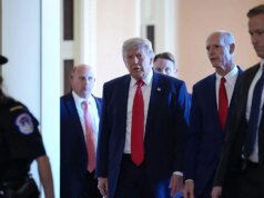 Trump tem reunião irritada com senadores republicanos, dizendo a Cassidy para se sentar