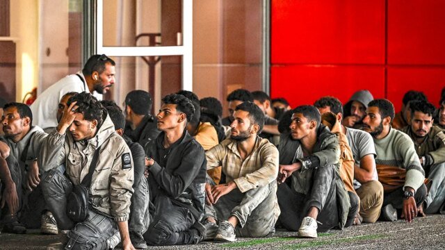 illegal-migrants-greece.jpg