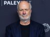 James Burrows, lendário diretor de Hollywood por trás de ‘Cheers’, ‘Mates’ e ‘Will & Grace’, morre aos 85 anos