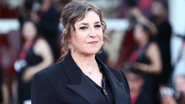 mayim-bialik-venice-film-festival-fox-news-001.jpeg