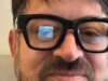 Óculos inteligentes estão capturando imagens em público. Veja como identificá-los