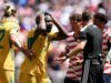 Estrela australiana da Copa do Mundo fala contra árbitro após grande derrota para os EUA enquanto treinadores reclamam