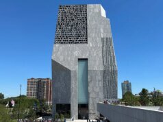 Visitantes do Obama Middle dizem que o projeto é um símbolo da ‘excelência negra’, reivindicam um legado livre de escândalos enquanto Trump destrói