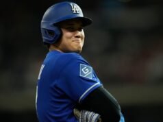 Ohtani não está na escalação dos Dodgers enquanto estava fora do time por paternidade