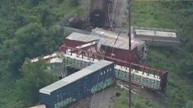 pa-train-derailment.jpg