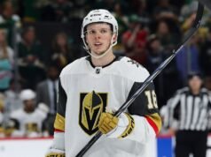 Rangers assinam com Pavel Dorofeyev um contrato de sete anos e US$ 77 milhões