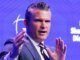 Pete Hegseth entra em conflito com o apresentador da CBS por causa de alegações de escassez de estoques de armas dos EUA