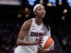 Angel Reese atinge marco, Dream vence Fever