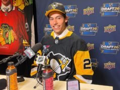 Os Penguins convocam Markus Ruck um dia após selecionar o irmão gêmeo Liam