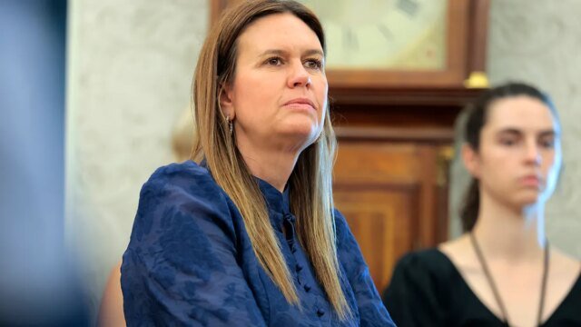 sarah-huckabee-sanders.jpg