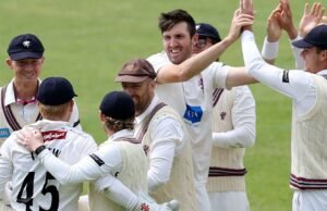 Overton coloca Somerset na corrida pelo título do County Championship enquanto Essex chega ao topo