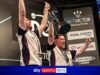 Littler e Humphries vencem a Copa do Mundo de Dardos para a Inglaterra