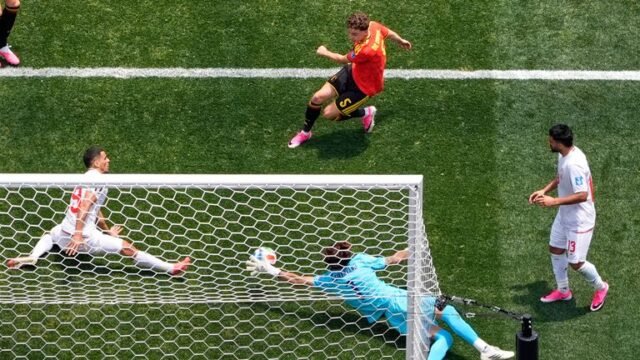 skysports-de-cuyper-beiranvand_7279572.jpg