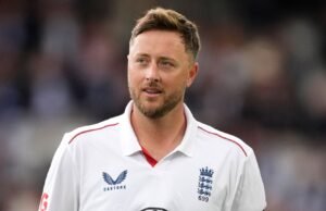 Robinson foi excluído do segundo teste da Inglaterra contra a Nova Zelândia