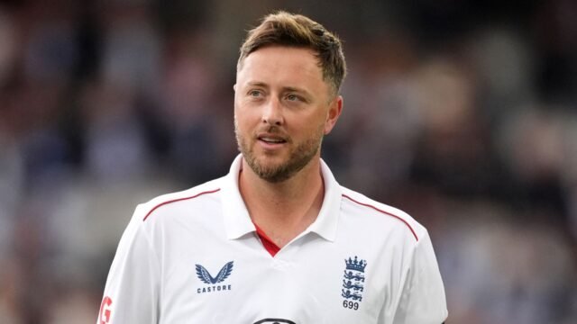 skysports-england-paceman-ollie-robinson_7272427.jpg