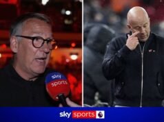Artigos: Slot recusa oferta de emprego no Fulham