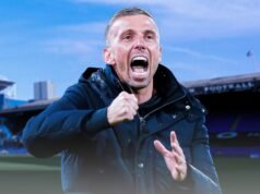 O’Neil nomeado novo treinador do Ipswich