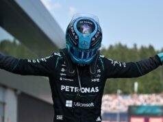 Russell segura Verstappen para vencer GP da Áustria