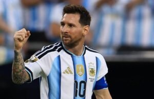 O herói do hat-trick, Messi, entra para a história na vitória da Argentina sobre a Argélia