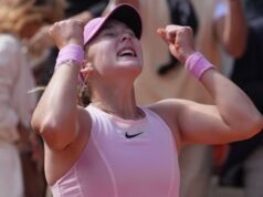 A estrela adolescente Andreeva atinge a maioridade ao conquistar o primeiro título do Aberto da França