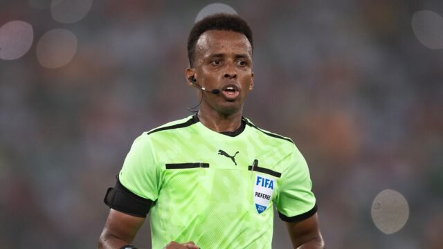 skysports-omar-artan-referee_7268690.jpg