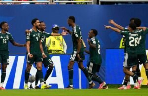 A Arábia Saudita assume a liderança contra o pouco inspirado Uruguai LIVE!