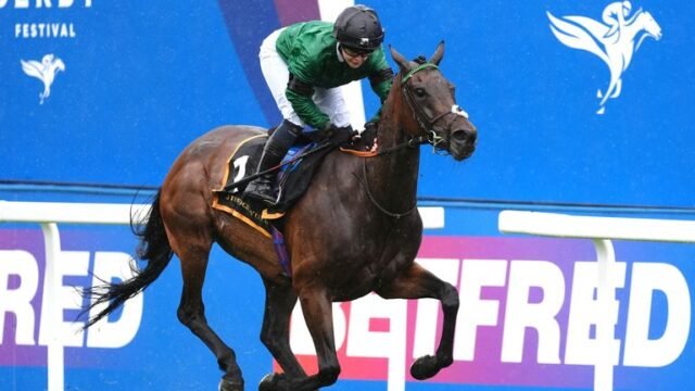 skysports-sparks-fly-racing_7266815.jpg