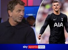 Brighton faz oferta melhorada por Vuskovic, do Spurs