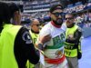 Torcedores iranianos inundam o Estádio SoFi com bandeiras proibidas do Leão e do Sol, apesar da repressão da FIFA na Copa do Mundo