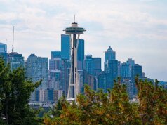 O centro de Seattle perdeu 30.000 empregos, bilhões em valor de escritórios desde o imposto sobre a folha de pagamento de 2020, segundo novo relatório