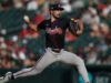 O destro do Braves, Spencer Strider, sai do jogo contra o Mets com dores no braço
