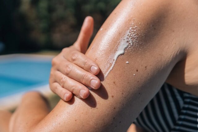 sunscreen-shutterstock-1280x853.jpg