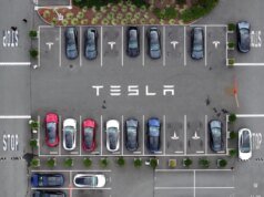 Tesla resolve processo de acidente do FSD enquanto as investigações federais continuam