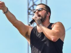 O cantor nation Tyler Farr cancelou o present por causa de um acidente na fazenda que o deixou com uma concussão grave