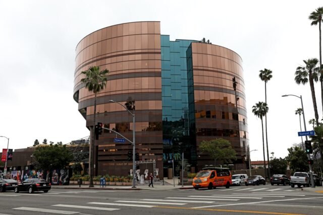 urlhttps3A2F2Fcalifornia-times-brightspot.s3.amazonaws.com2F8f2F6d2F47692b2044faa55d9579a193.jpeg