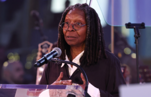 Whoopi Goldberg pede ‘mudança de regime’ durante a discussão sobre o Irã em ‘The View’, esclarece que ela se referia a Trump