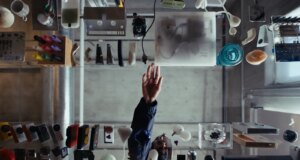 Cheio de dinheiro da OpenAI, Opal está criando um gadget de áudio com tecnologia de IA