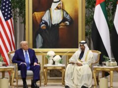 El gobierno de Trump facilita los controles de exportación para los Emiratos Árabes Unidos; Warren critica la disposición «corrupta»