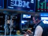 Las acciones de IBM cayeron más del 20% después de que la compañía advirtiera que las ganancias del segundo trimestre no cumplieron con las expectativas.