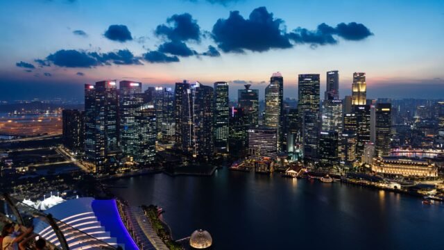 108333841-1783922224186-gettyimages-2259167476-SINGAPORE_ECONOMY.jpeg