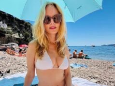 Heather Graham, 56, mostra seu físico INCRÍVEL em um biquíni minúsculo antes da estreia no White Lotus