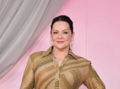 Fãs de Melissa McCarthy perplexos com o elenco da engraçadinha como Patsy Ramsey na nova minissérie JonBenet da Netflix com Clive Owen