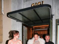 Jennifer López es eclipsada por su propia HERMANA con un vestido atrevido que rivaliza con el dúo que inicia las celebraciones del 57 cumpleaños de la cantante en París.