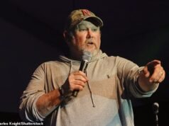 Larry the Cable Man habla sobre cómo realizar monólogos en un Estados Unidos que ‘despertó’