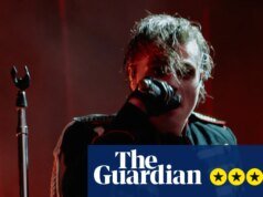 Minha crítica do Chemical Romance – fogo! Guerra nuclear! Pierrôs assassinos! Este é o rock de estádio em sua forma mais monumentalmente maluca